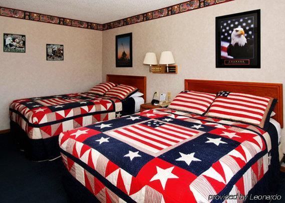 Econo Lodge Inn & Suites Dubuque Pokój zdjęcie