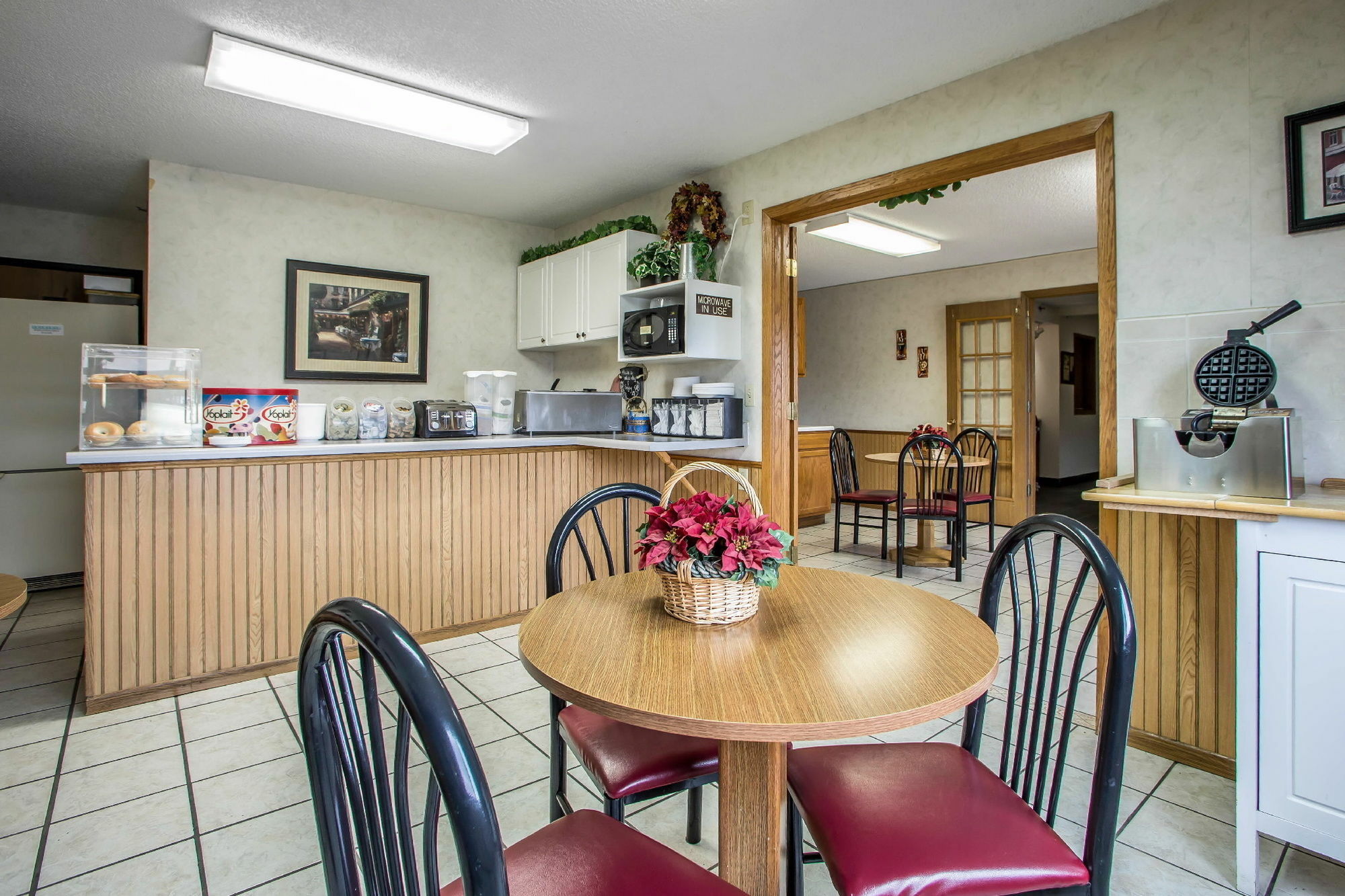 Econo Lodge Inn & Suites Dubuque Zewnętrze zdjęcie